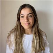 Doy clases de todas las asignaturas de primaria. Puedo dar clases presenciales por los alrededores de Gavà o de manera online